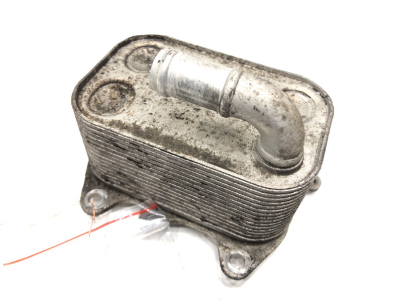 Chladič oleje Audi A6 C7 (4G2, 4GC) 2010 - 2018 03L117021D