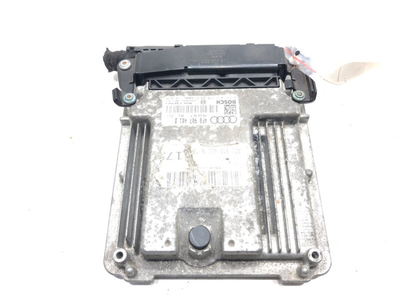 Řídicí jednotka motoru Audi A6 C6 Avant (4F5) 2004 - 2011 4F0907401B