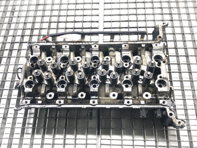 Hlava válců Jaguar X-type I (X400) 2001 - 2009 QJBA