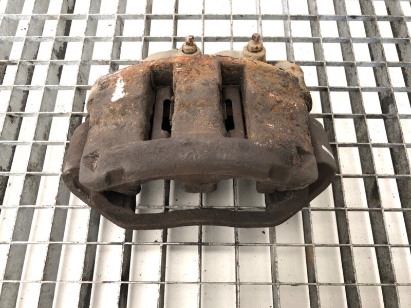 Brzdový třmen levý přední Renault Master II Autobus (JD) 1998 - 2022