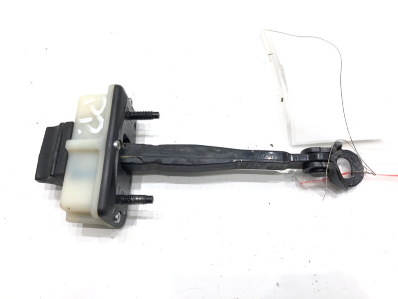 Omezovač dveře přední pravé Alfa Romeo Stelvio (949_) 2016 - 2022