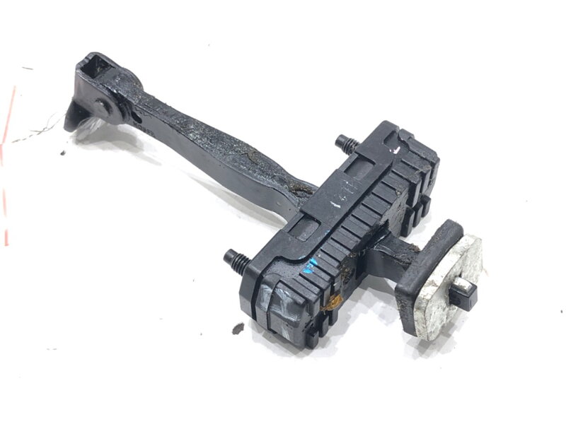 Omezovač dveře přední levé KIA Sportage V (NQ5) 2021 - 2022