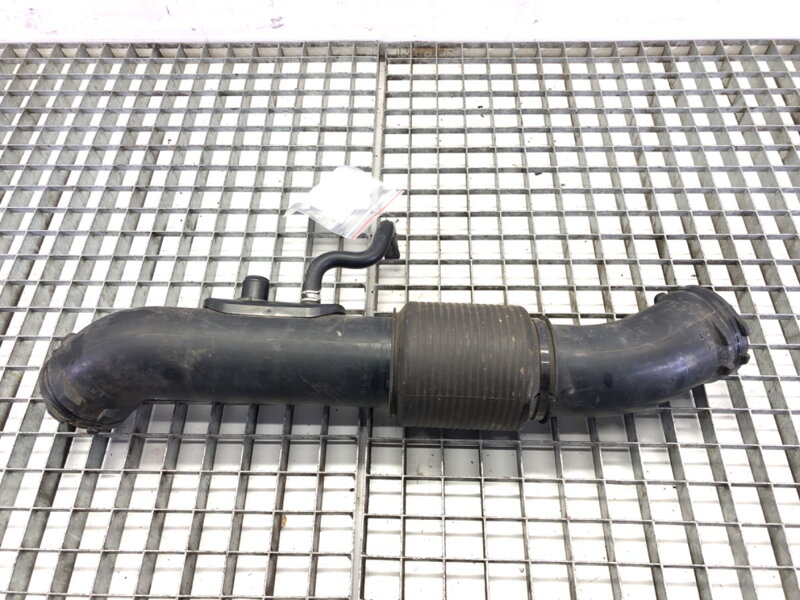 Vzduchové potrubí KIA Sportage V (NQ5) 2021 - 2022 28130-P0400