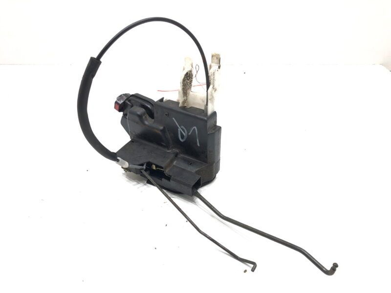 Zámek dveří levý přední Hyundai Santa FÉ I (SM) 2000 - 2006