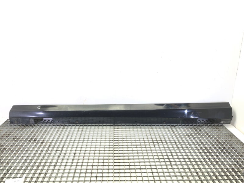 Lišta prahová levá Mercedes-benz Class C (W204) 2007 - 2015