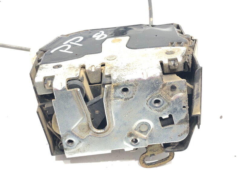 Zámek dveří pravý přední Land Rover Freelander I (L314) 1998 - 2006