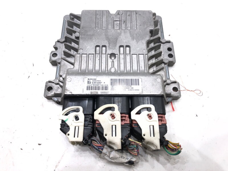 Řídicí jednotka motoru Peugeot 508 I (8D_) 2010 - 2018 9678628780