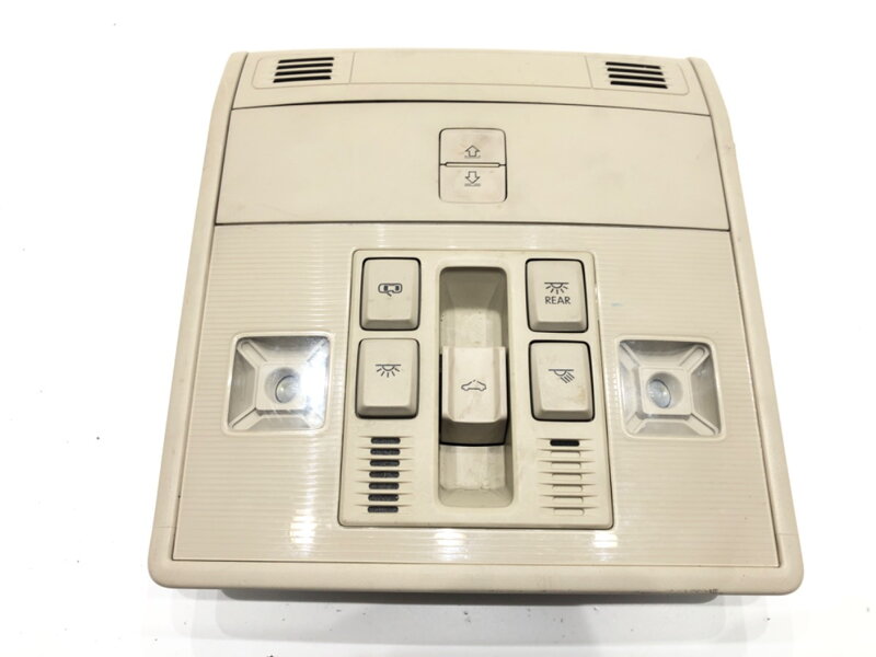 Stropní světlo Skoda Superb III Kombi (3V5) 2015 - 2022 5Q0951177