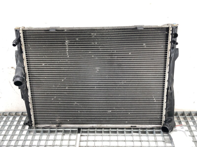 Chladič vody BMW 1 (E87) 2003 - 2013 7521931