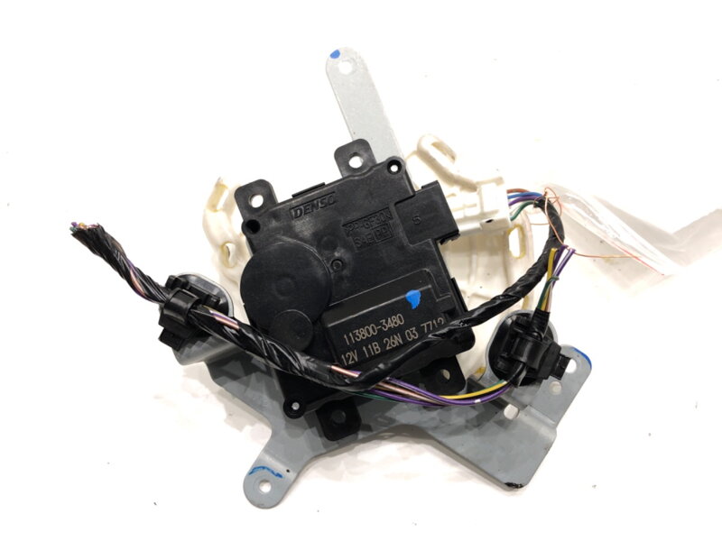 Motorek radiátoru topení Mitsubishi Mirage / Space Star VI Liftback (A0_A) 2012 - 2022 113800-3480