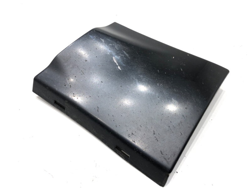 Lišta prahu blatníku pravý Volvo XC60 II (246) 2017 - 2022