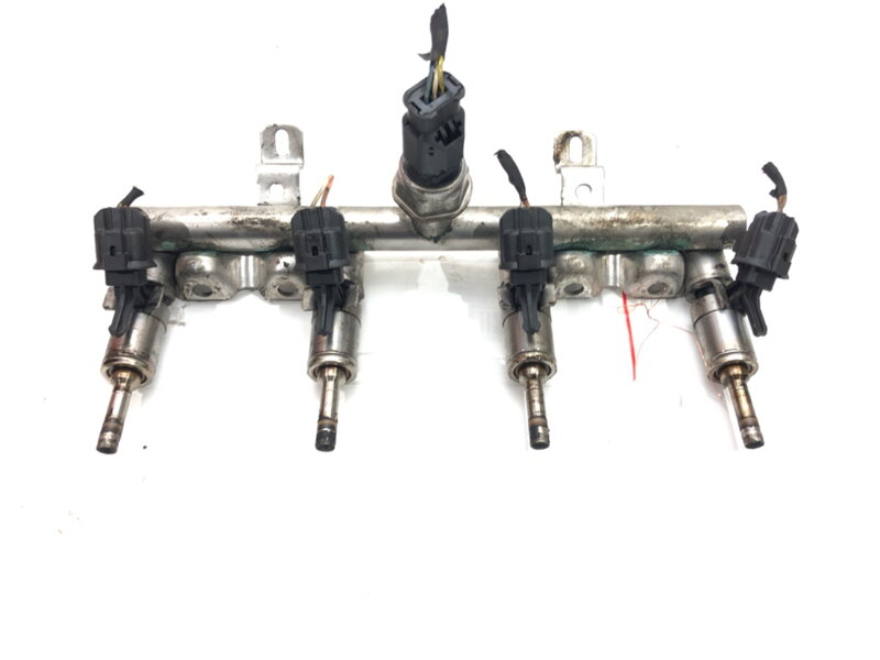 Vstřikovací rampa Peugeot 5008 (0U_, 0E_) 2009 - 2017