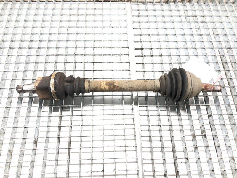 Poloosa levá přední Peugeot 5008 (0U_, 0E_) 2009 - 2017