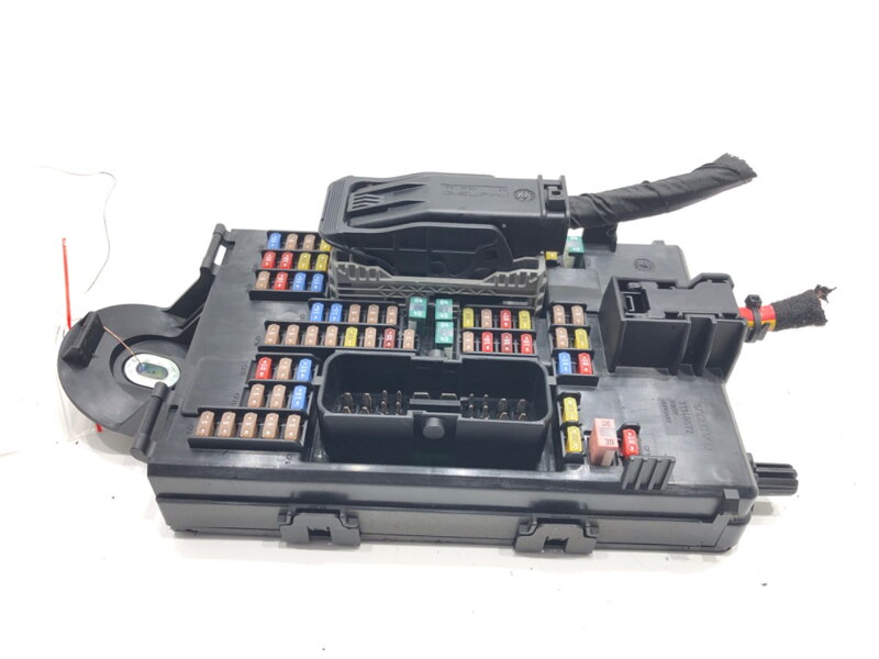 Pojistková skříňka Volvo XC60 II (246) 2017 - 2022 32209198