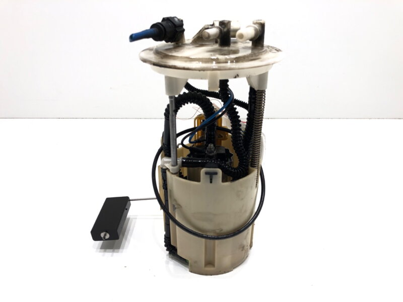 Palivové čerpadlo Mercedes-benz Vito Autobus (W639) 2003 - 2022 A6394701594