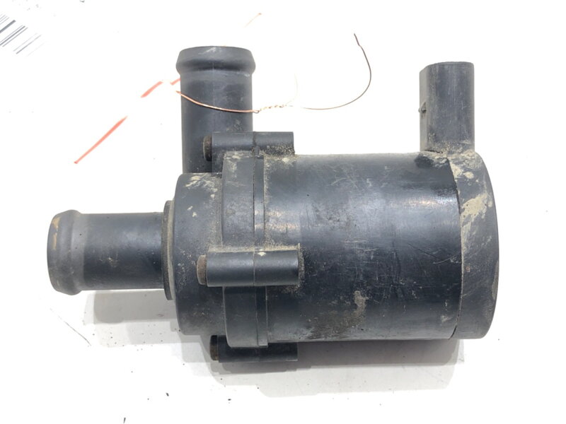 Přídavná vodní pumpa Audi A3 (8P1) 2003 - 2013 1K0965561J
