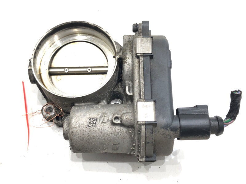 Škrticí klapka VW Golf VII Variant (BA5, BV5) 2013 - 2022 04E133062Q