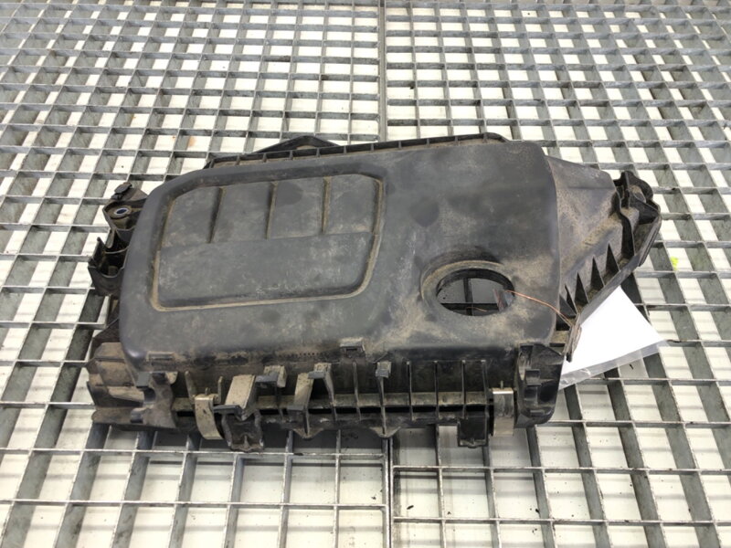 Víko / kryt motoru Mercedes-benz Vito (W447) 2014 - 2022