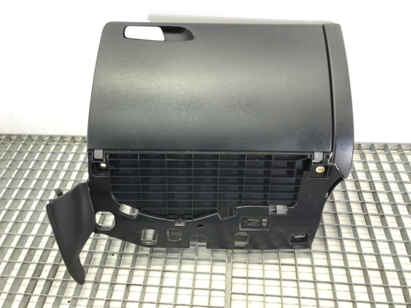 Odkládací schránka spolujezdce Audi A4 B8 Avant (8K5) 2007 - 2015 8K1857035