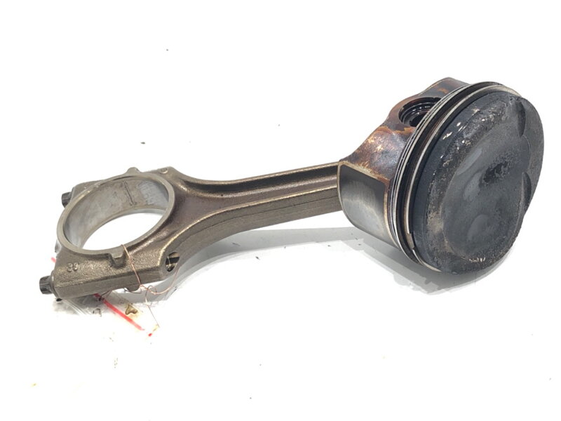 Píst S ojnicí Audi A4 B8 Avant (8K5) 2007 - 2015 CDHA