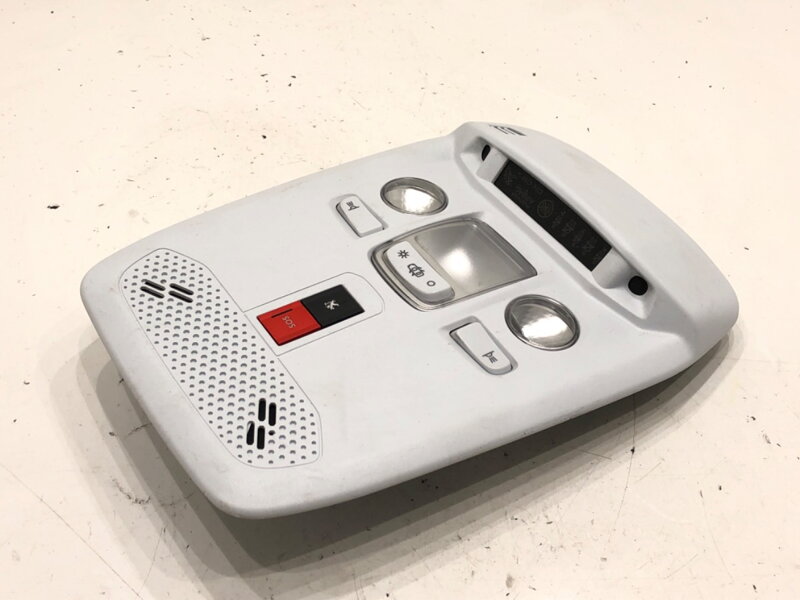 Stropní světlo Peugeot 208 II (UB_, UP_, UW_, UJ_) 2019 - 2022 9823297880