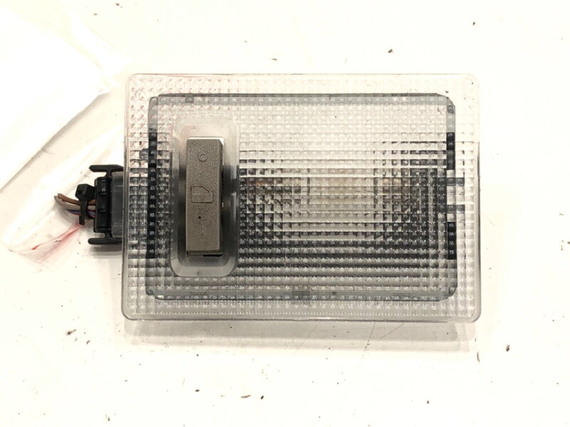 Stropní světlo Opel Astra H Kombi (A04) 2004 - 2014 13126729