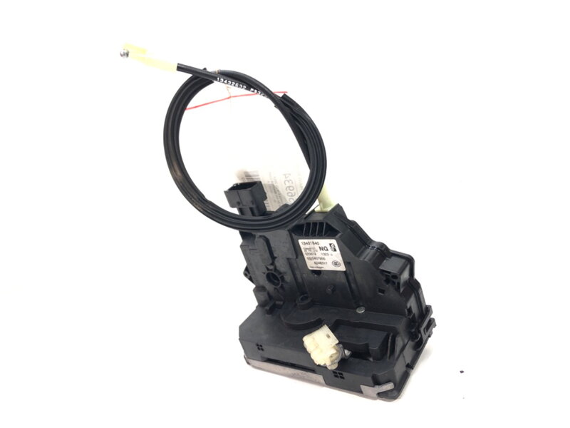 Zámek dveří pravý přední Opel Corsa E (X15) 2014 - 2022 13431840