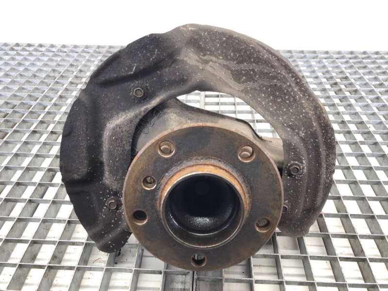 Otoč levá přední BMW 3 Touring (F31) 2012 - 2019