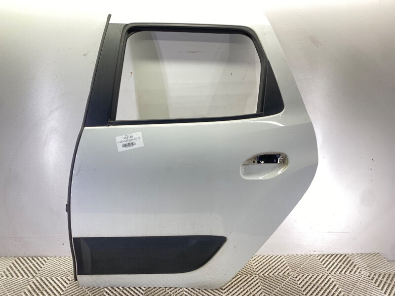 Dveře levé zadní Dacia Duster (HM_) 2017 - 2022