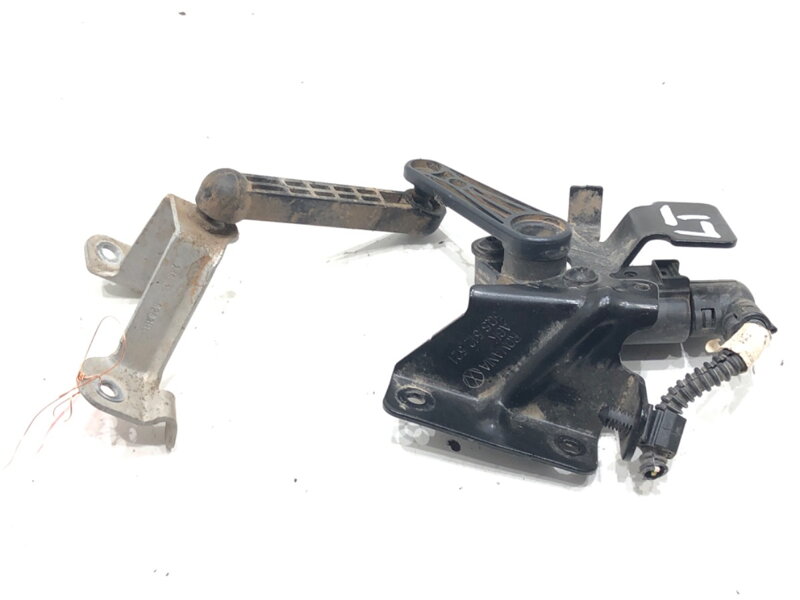 Čidlo náklonu xenon zadní levý Skoda Superb IV Kombi (NZ5) 2023 - 5QS512521