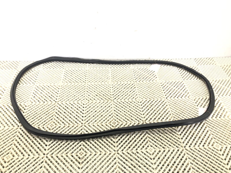 Těsnění dveří zadní pravé Skoda Superb IV Kombi (NZ5) 2023 - 3J0867911