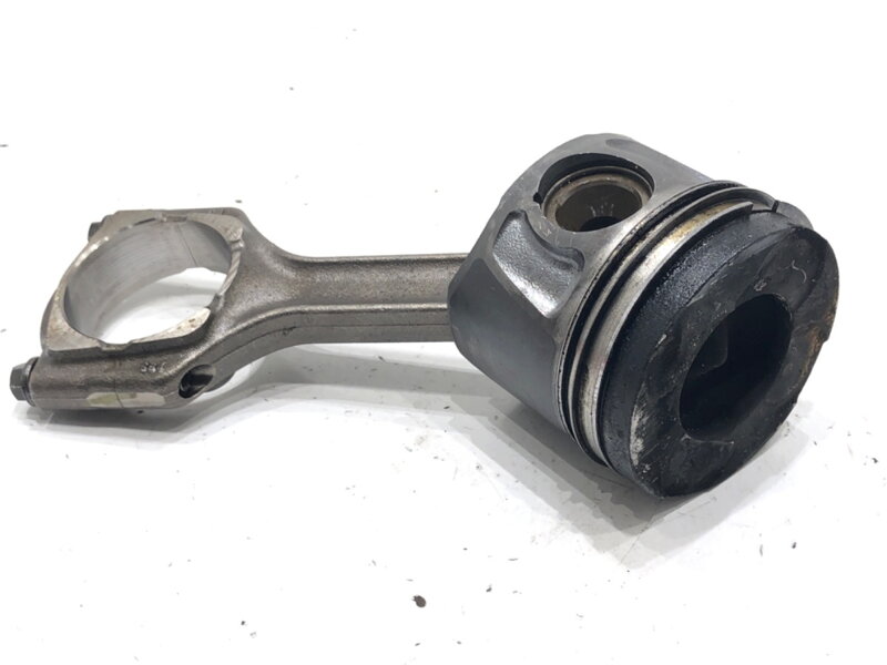 Píst S ojnicí Opel Astra J Sports Tourer (P10) 2010 - 2015 A20DTH