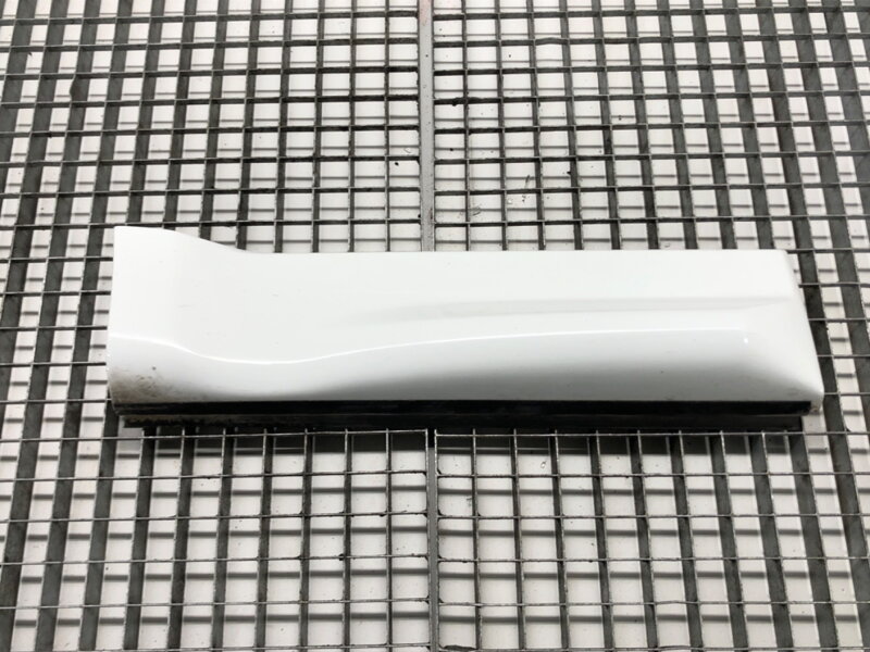 Lišta dveří pravá zadní Land Rover Range Rover Sport I (L320) 2005 - 2013 DGP000221