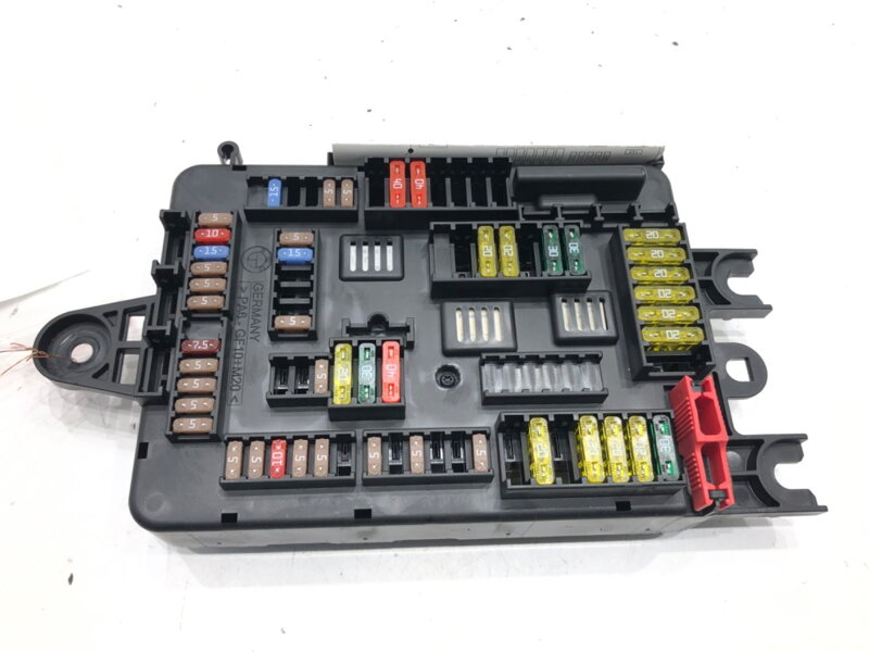 Pojistková skříňka BMW 3 Gran Turismo (F34) 2012 - 2022 9261110