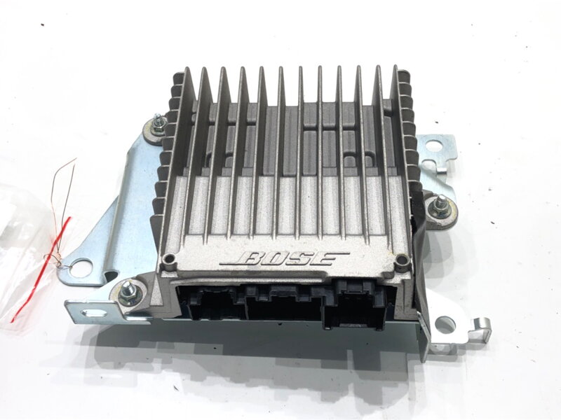 Zesilovač Mazda CX-5 (KE, GH) 2011 - 2017 KA065