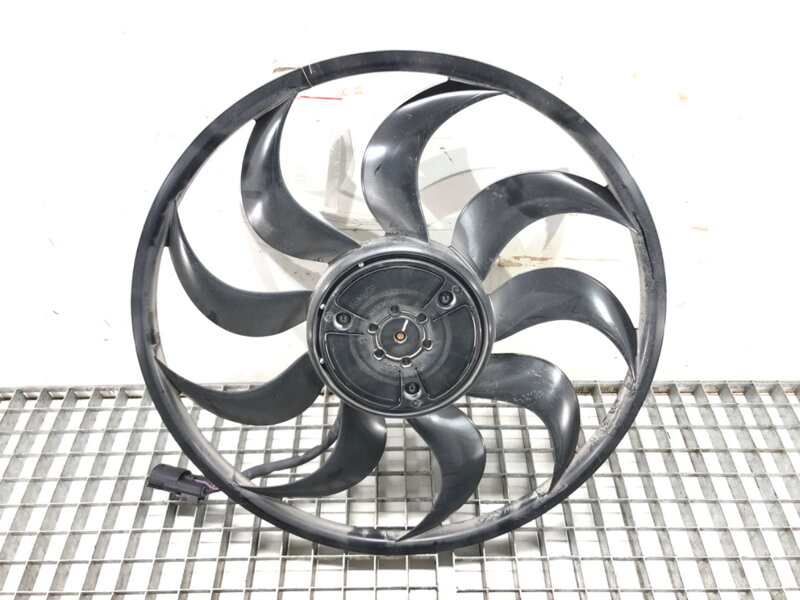 Ventilátor chladiče Ford USA Escape IV 2019 - 2024 3137232037