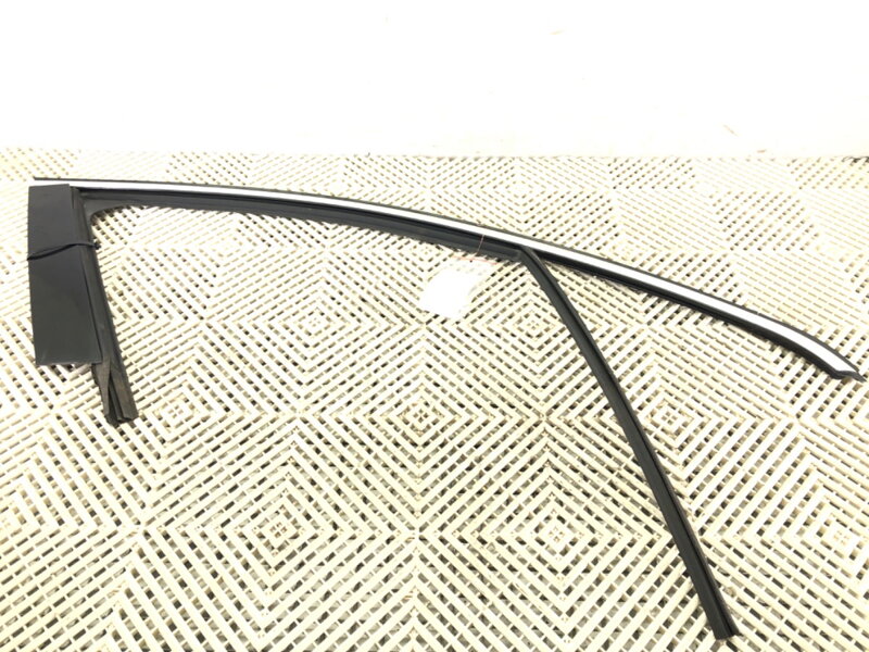 Lišta rámeček dveří pravá přední Peugeot 508 SW I (8E_) 2010 - 2018 96711252XY