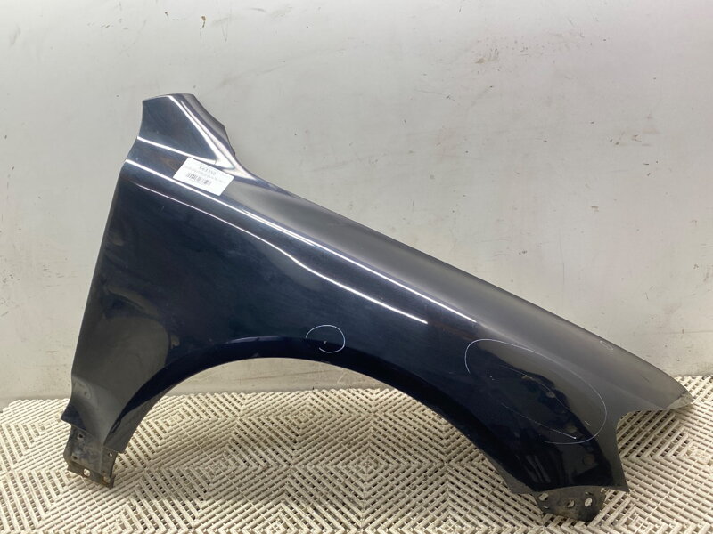 Blatník pravý přední VW Touareg (7LA, 7L6, 7L7) 2002 - 2013