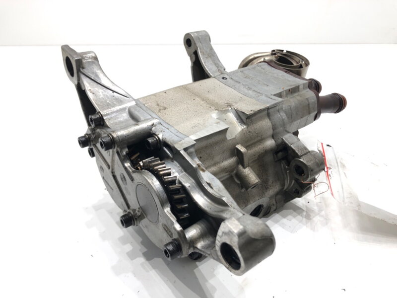 Čerpadlo oleje VW Touareg (7LA, 7L6, 7L7) 2002 - 2013 AYH