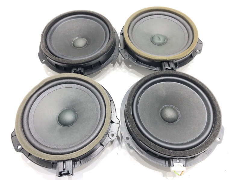 Reproduktory sada Ford USA Escape IV 2019 - 2024 LJ6T-18808-AA