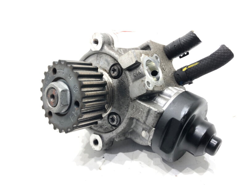 Vstřikovací čerpadlo Seat Leon (5F1) 2012 - 2022 04L130755D