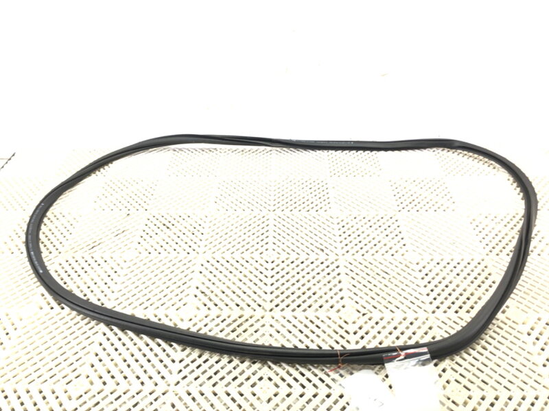 Těsnění dveří přední levé Skoda Superb III (3V3) 2015 - 2022 3V0867365B