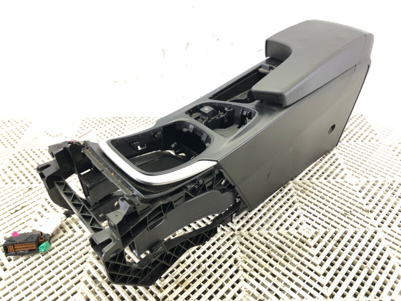 Tunel středový Opel Insignia A Sports Tourer (G09) 2008 - 2017