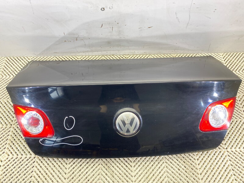 Víko kufru zadní VW Passat B6 (3C2) 2005 - 2010