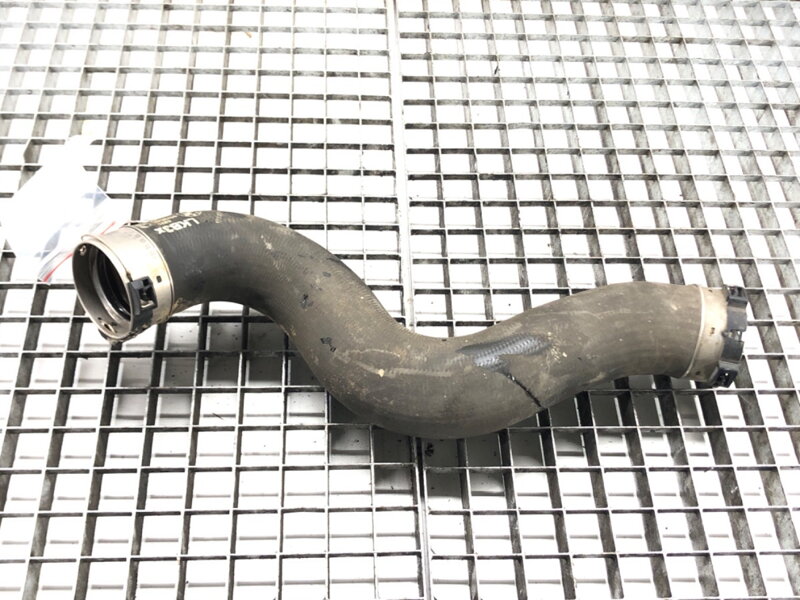 Potrubí turba BMW 3 (F30, F80) 2011 - 2018 8513849