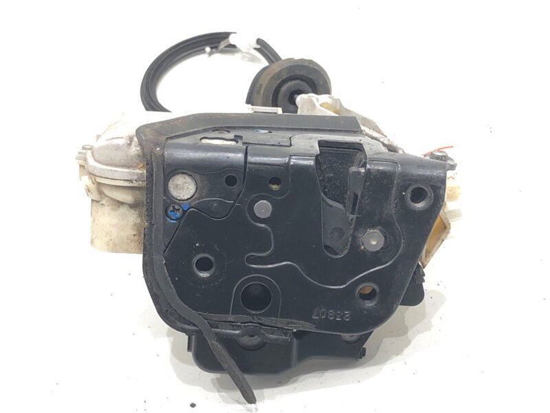 Zámek dveří levý přední Audi A8 D3 (4E2, 4E8) 2002 - 2010