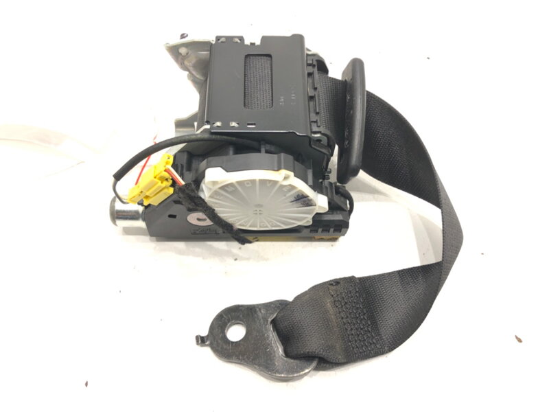 Bezpečnostní PÁS levý zadní Mercedes-benz Class C (W204) 2007 - 2015