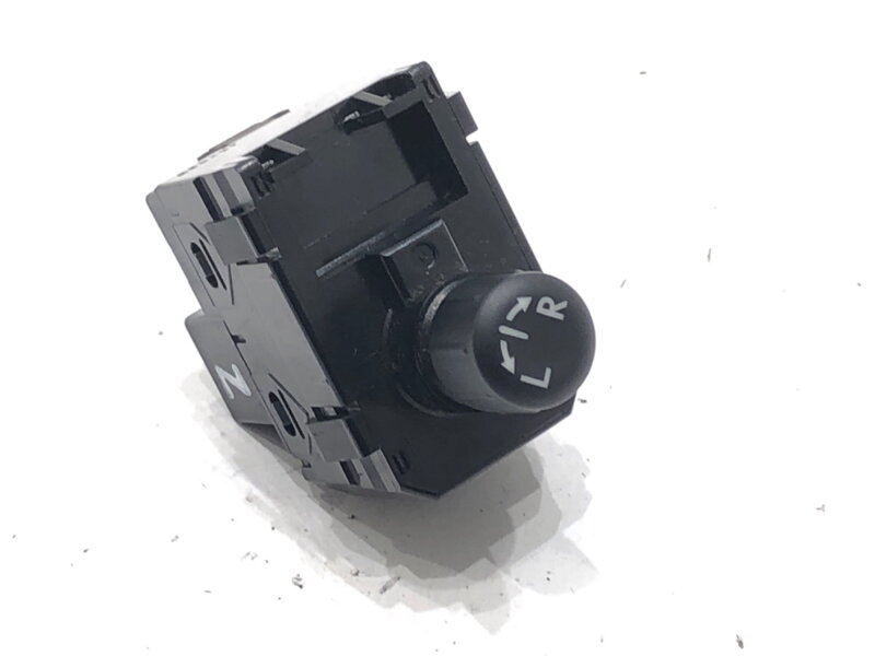 Přepínač regulace zrcátek Subaru BRZ 2012 - 2022 83061CA030