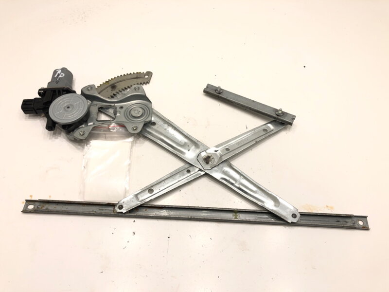 Stahovačka okna pravá přední Peugeot 4008 2012 - 2022