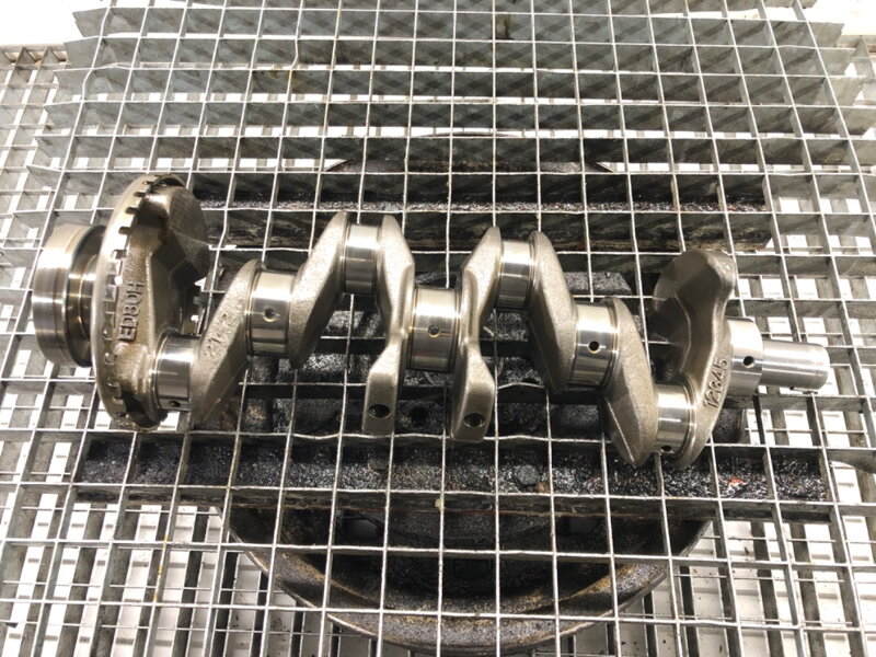 Hřídel klikový Nissan Juke (F15) 2010 - 2022 ED80H